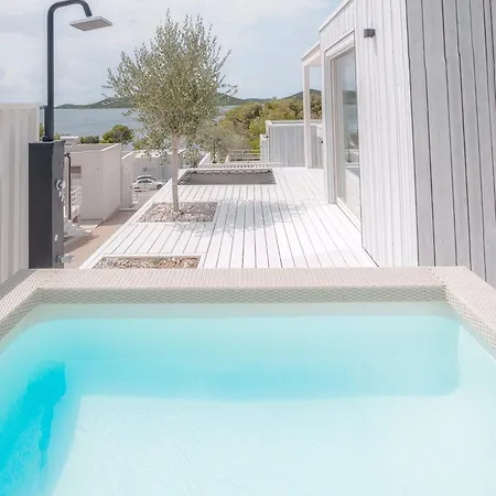 Monika - Buqez דראגה