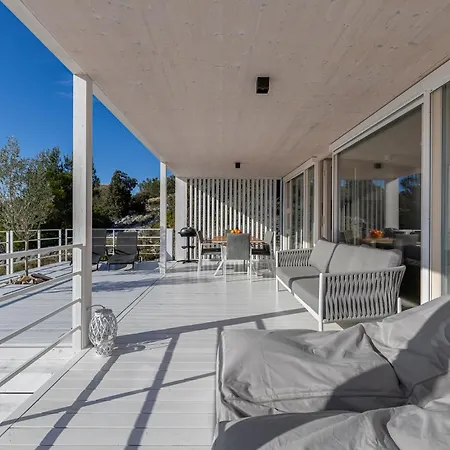 Monika - Buqez וילה