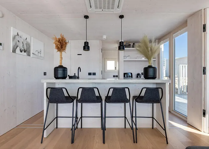 Monika - Buqez Villa Drage